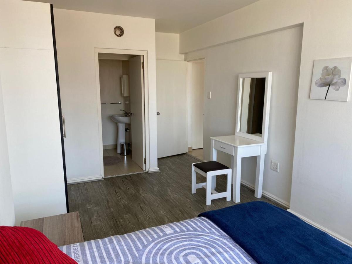 Tenbury Beach Apartment เดอร์บัน ภายนอก รูปภาพ
