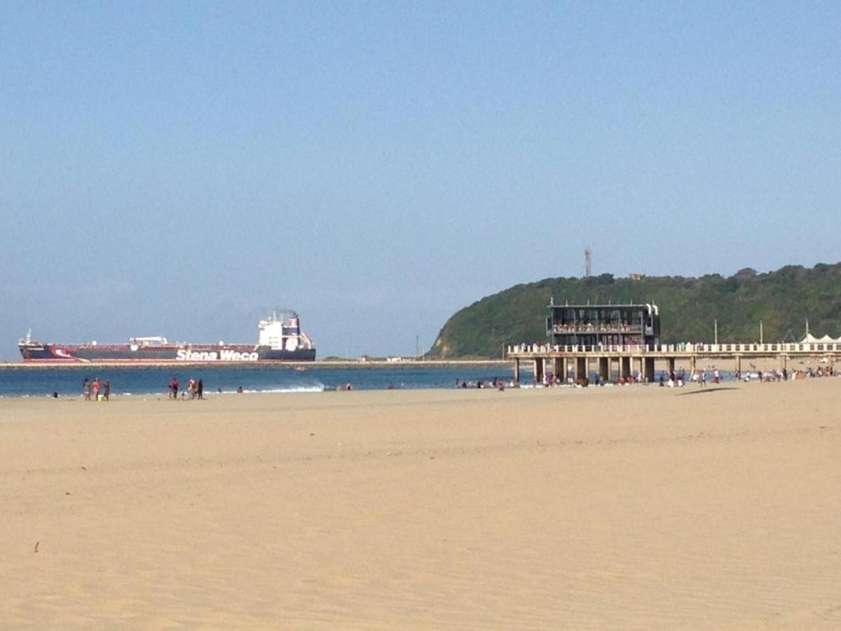 Tenbury Beach Apartment เดอร์บัน ภายนอก รูปภาพ