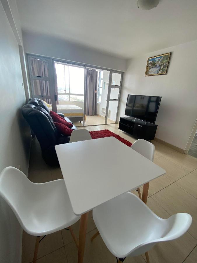 Tenbury Beach Apartment เดอร์บัน ภายนอก รูปภาพ